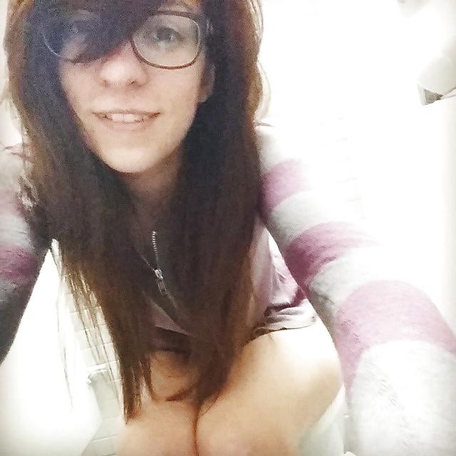 25P Nerdy smoking on the toilet