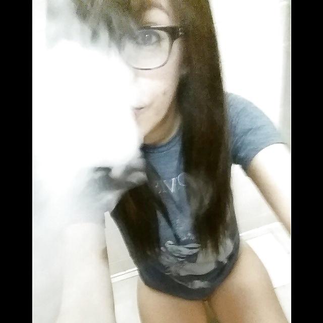 25P Nerdy smoking on the toilet