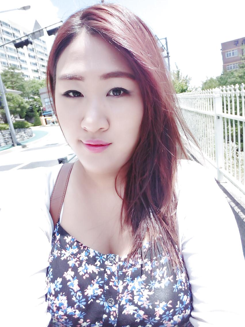 8P Big Tit Korean