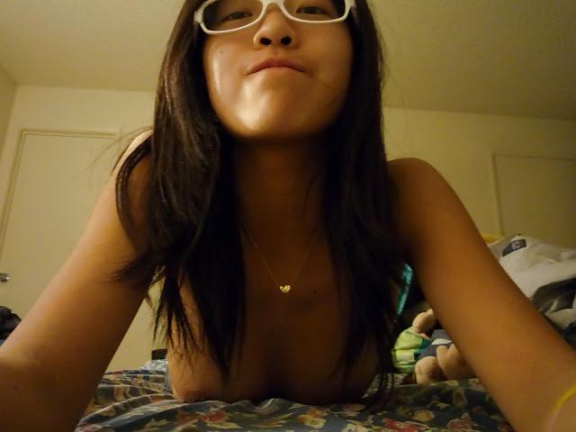 25P Nerdy girl next door