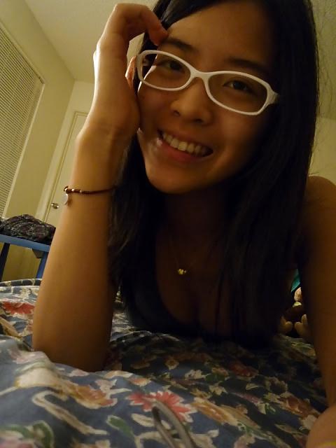 25P Nerdy girl next door