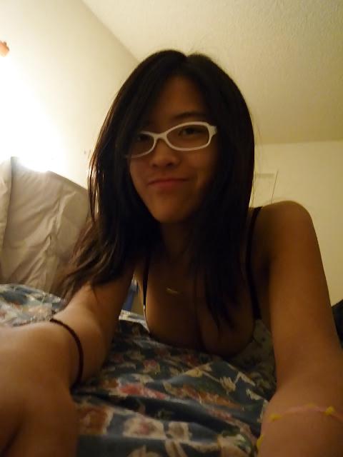 25P Nerdy girl next door