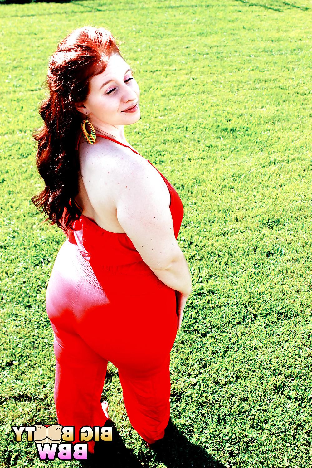18P Rainbow Bright BBW-Dimple Booty Lindz