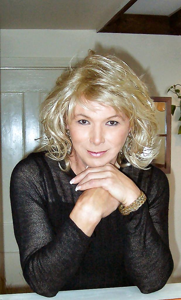 25P Crossdressers - Gorgeous girls 2!