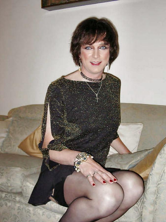 25P Crossdressers - Gorgeous girls 2!
