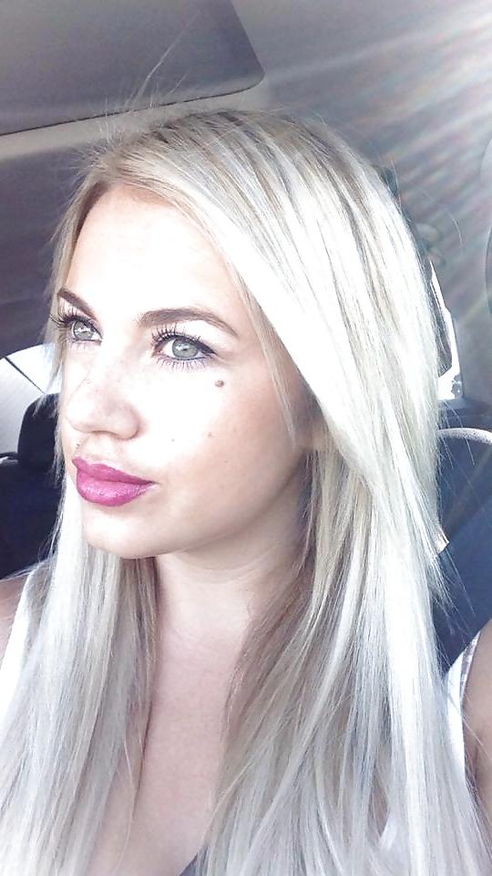 25P FRIENDS GALLERY 1 YOU MAY WANT TO FUCK or HAVE SUCK YOU OFF