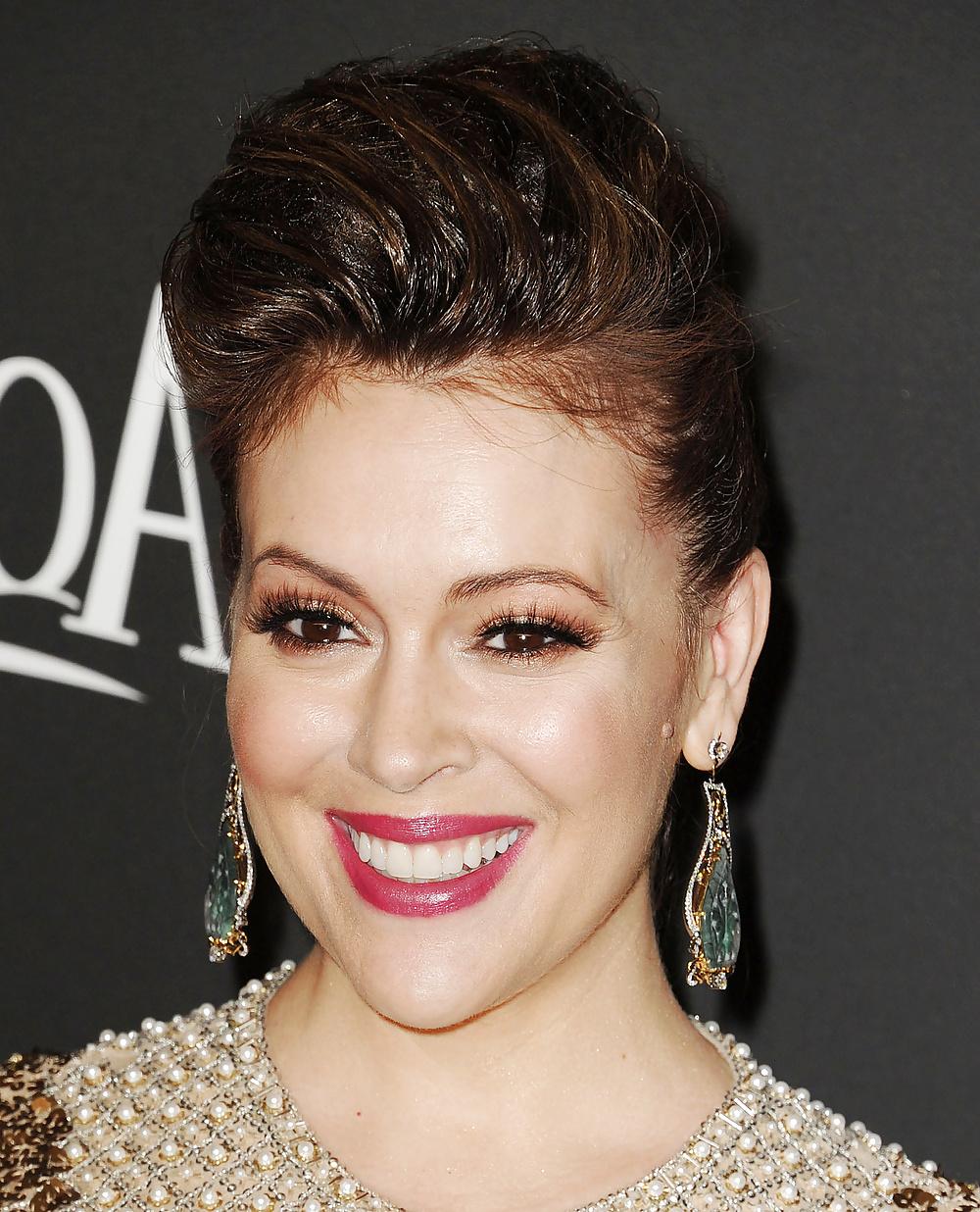 10P Alyssa Milano 2015 Golden Globes After Party