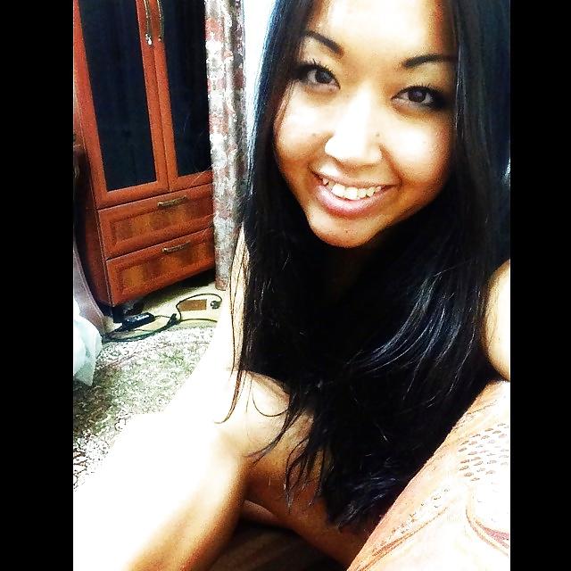25P Asian Girl With Sexy Face