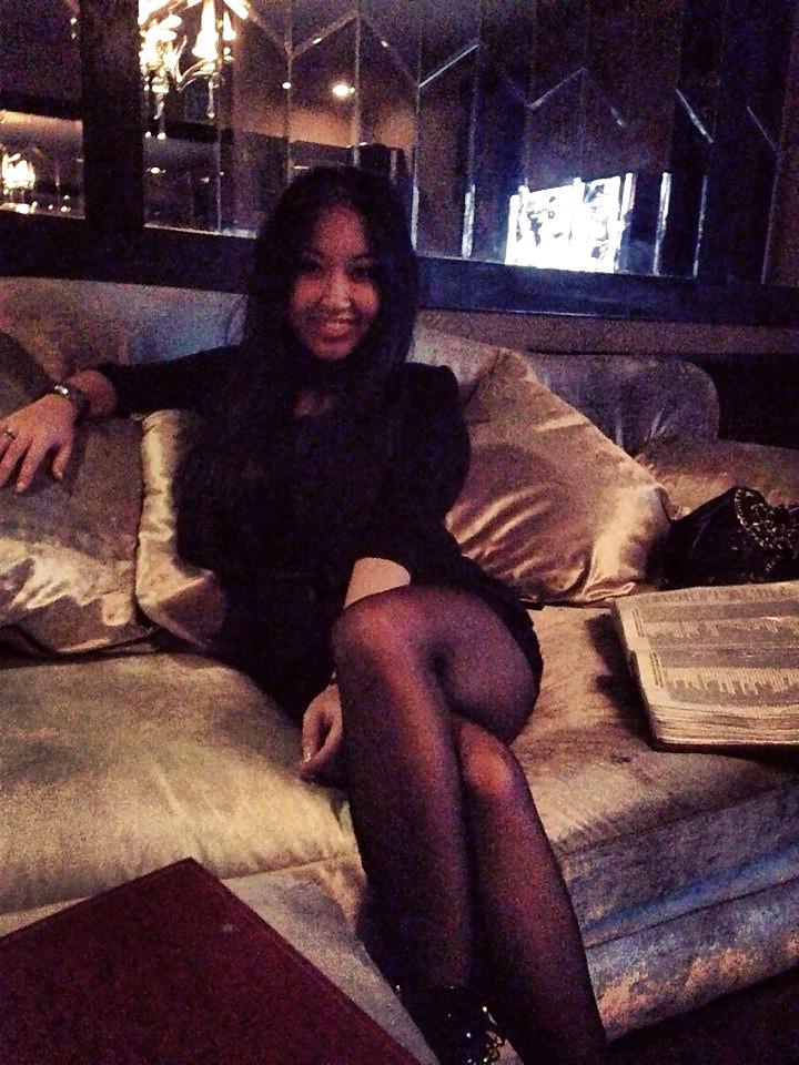 25P Asian Girl With Sexy Face