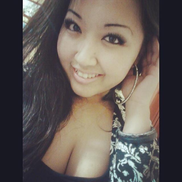 25P Asian Girl With Sexy Face