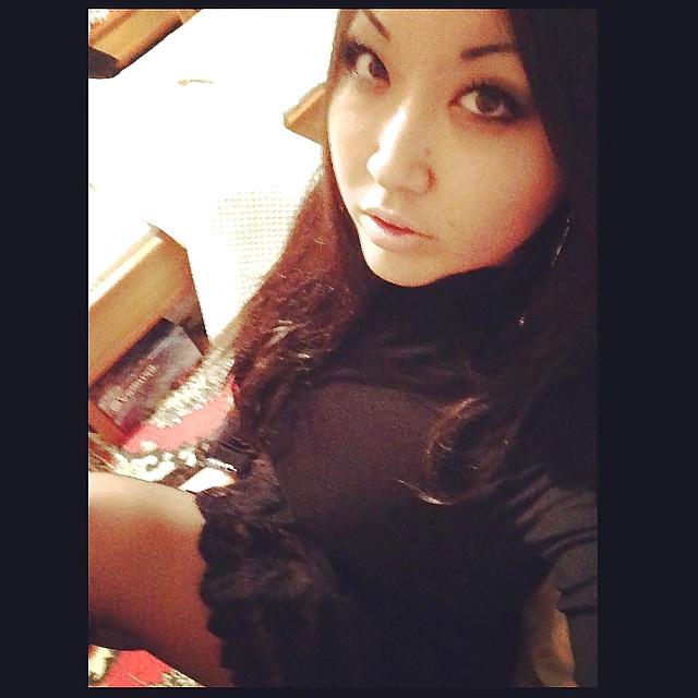 25P Asian Girl With Sexy Face