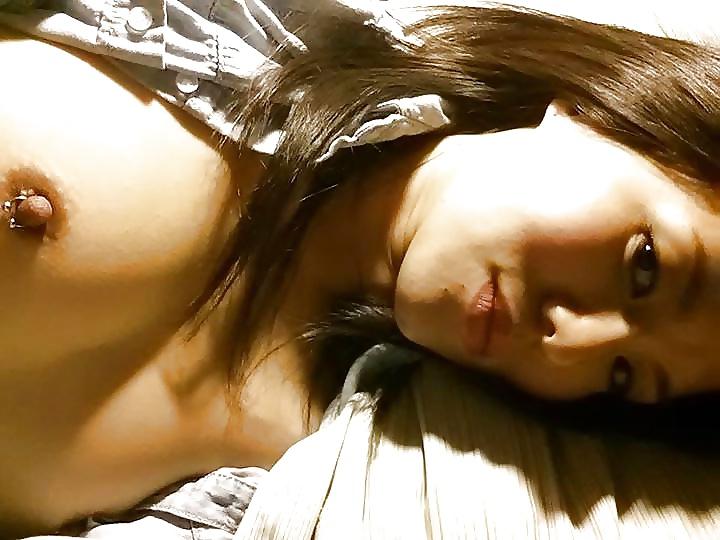 15P A hot Korean wife