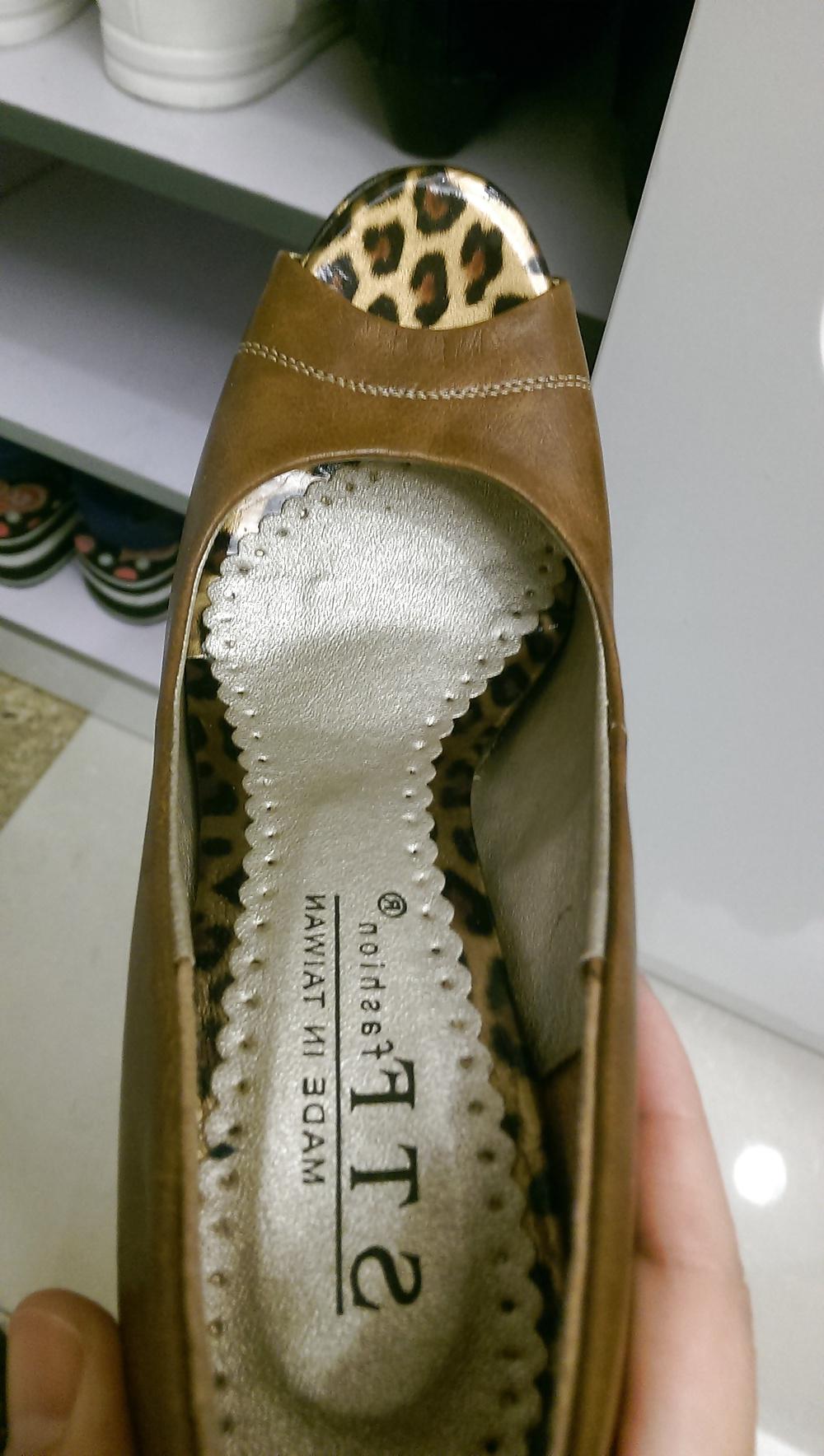 8P Neighbor's shoe cabinet 