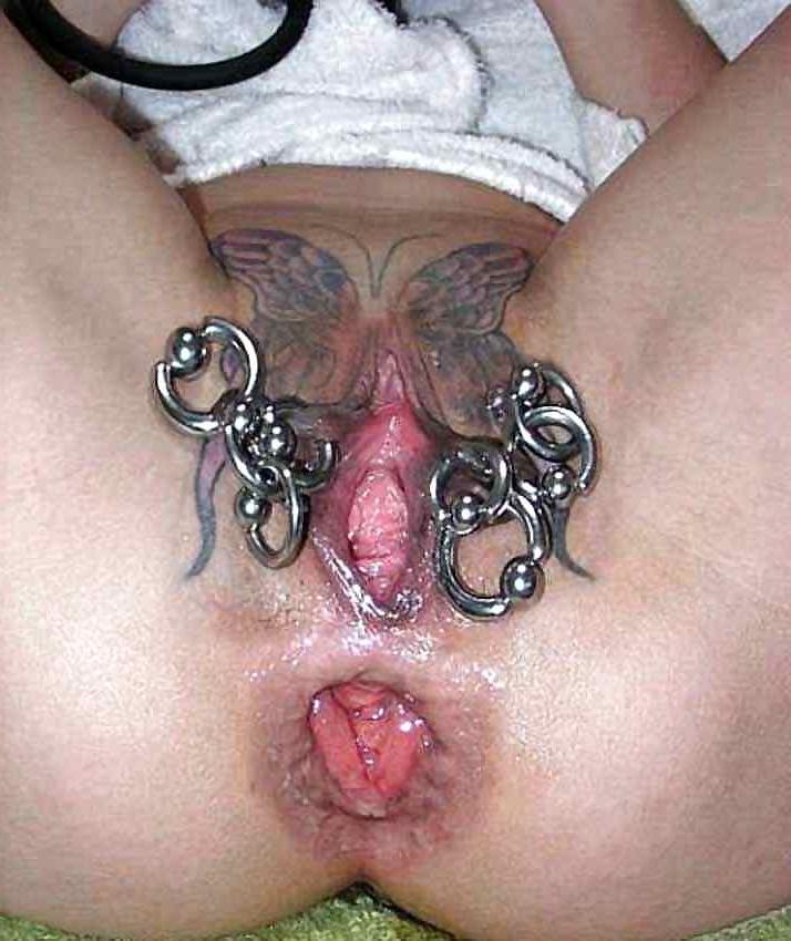 17P KEY - Labia Tattoo 01