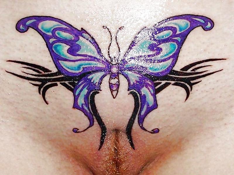 17P KEY - Labia Tattoo 01