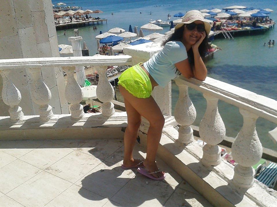 25P Turkish girl, pas tres belle mais baisable