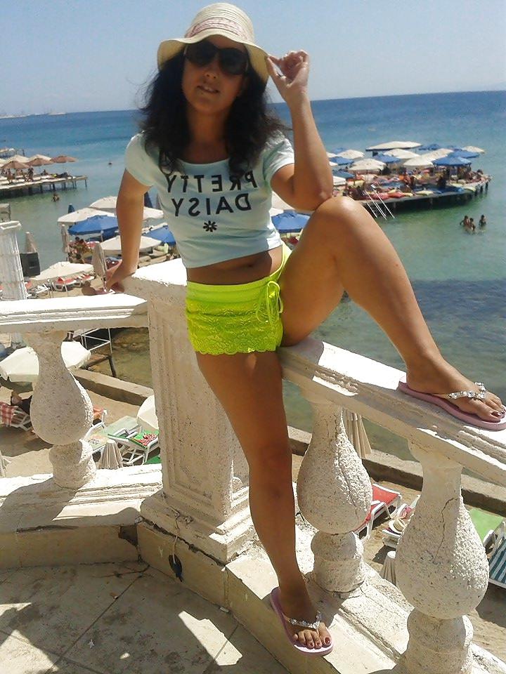 25P Turkish girl, pas tres belle mais baisable