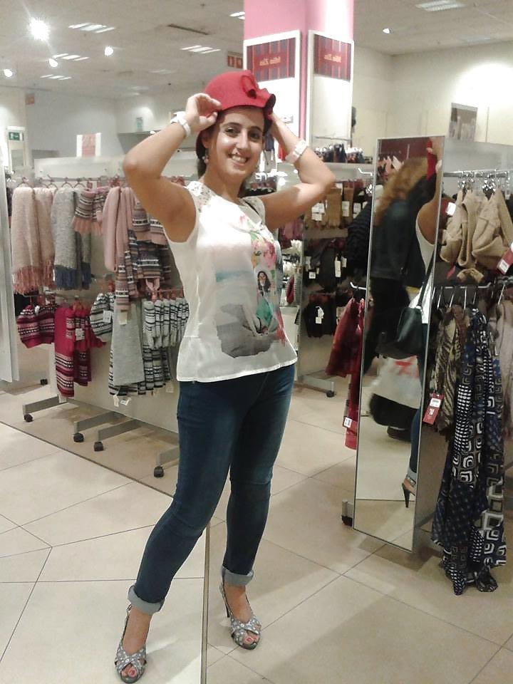 25P Turkish girl, pas tres belle mais baisable