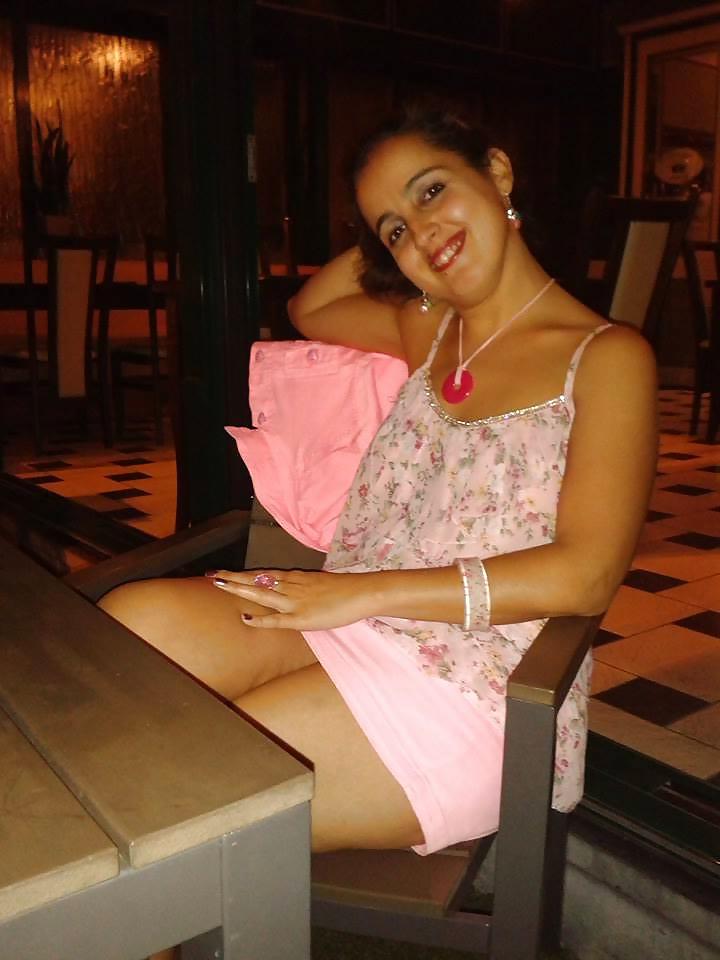 25P Turkish girl, pas tres belle mais baisable