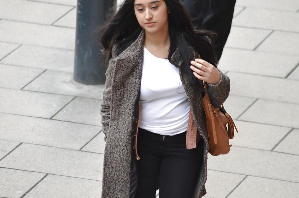 5P British Brunette