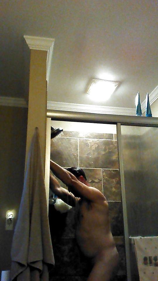 12P Shower and cock pics
