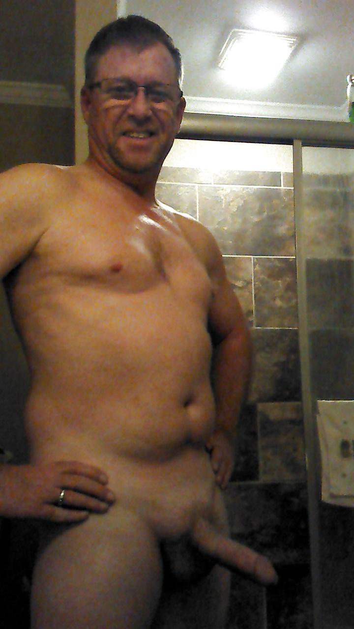 12P Shower and cock pics