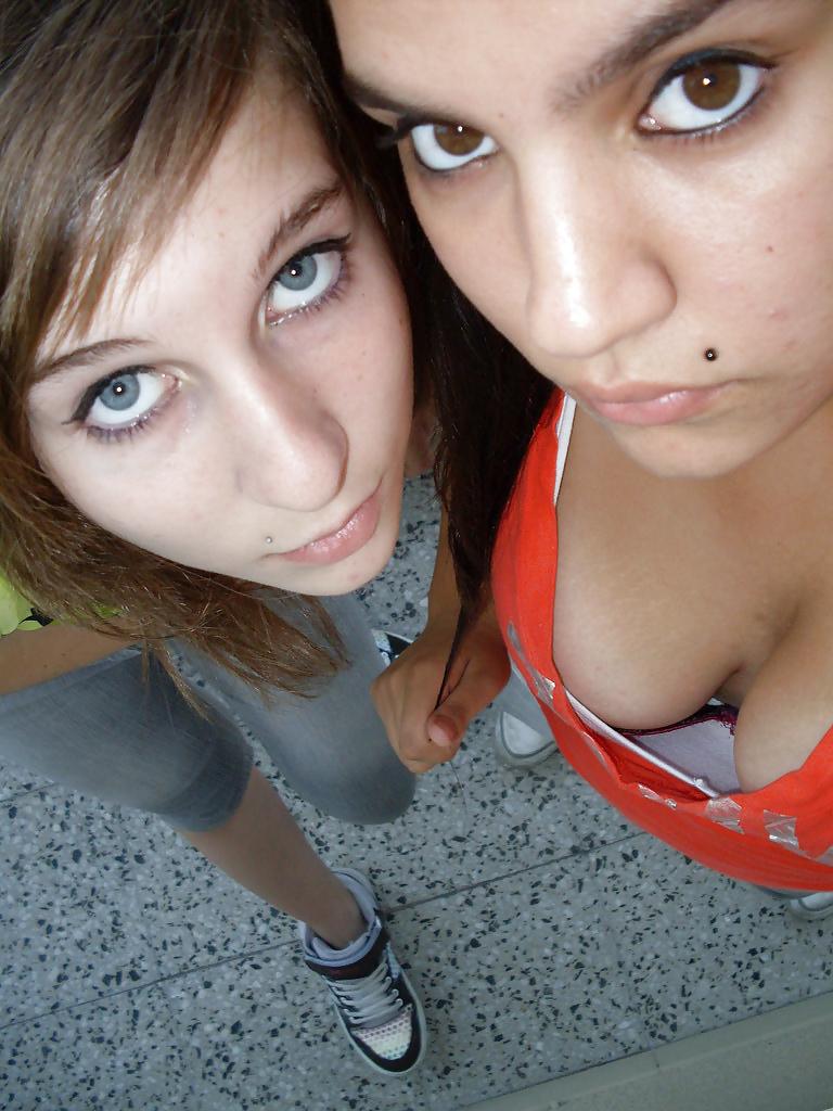 25P Busty Teens Cleavage 6