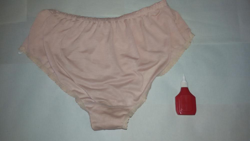 7P Moms pantie after visiting neighbor