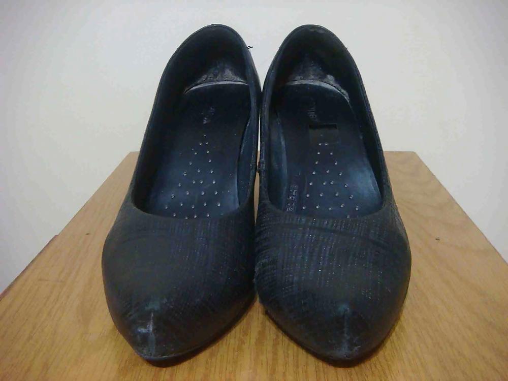 25P Scarpin salto alto preto Usaflex.