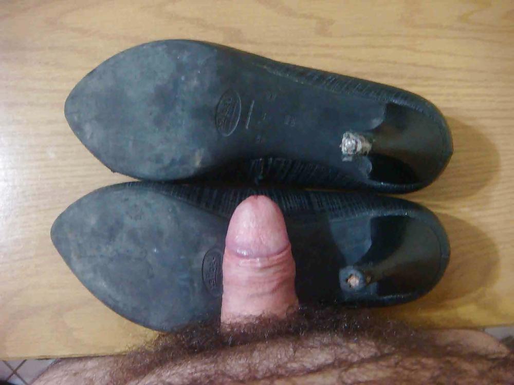 25P Scarpin salto alto preto Usaflex.