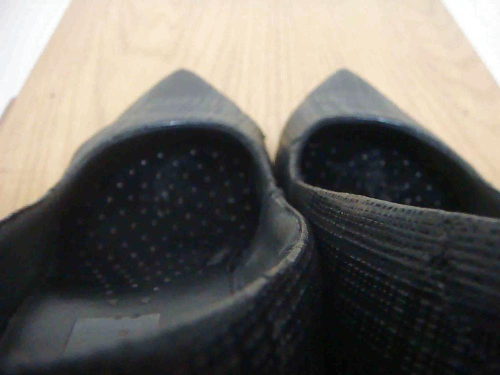 25P Scarpin salto alto preto Usaflex.