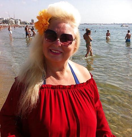 25P Hot russian bbw granny