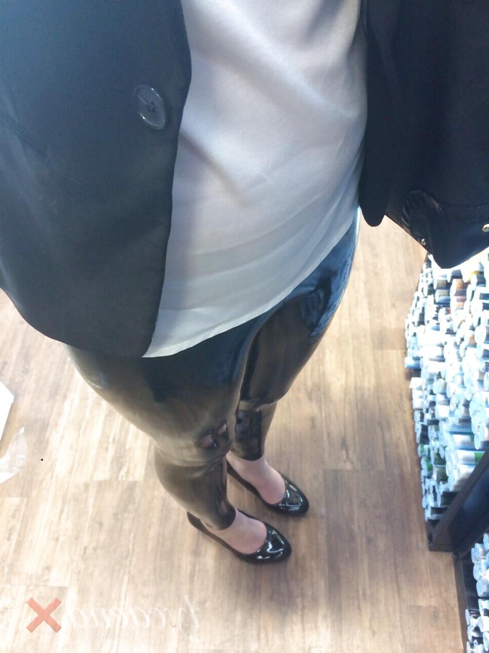 13P Latex leggings and high heels in public