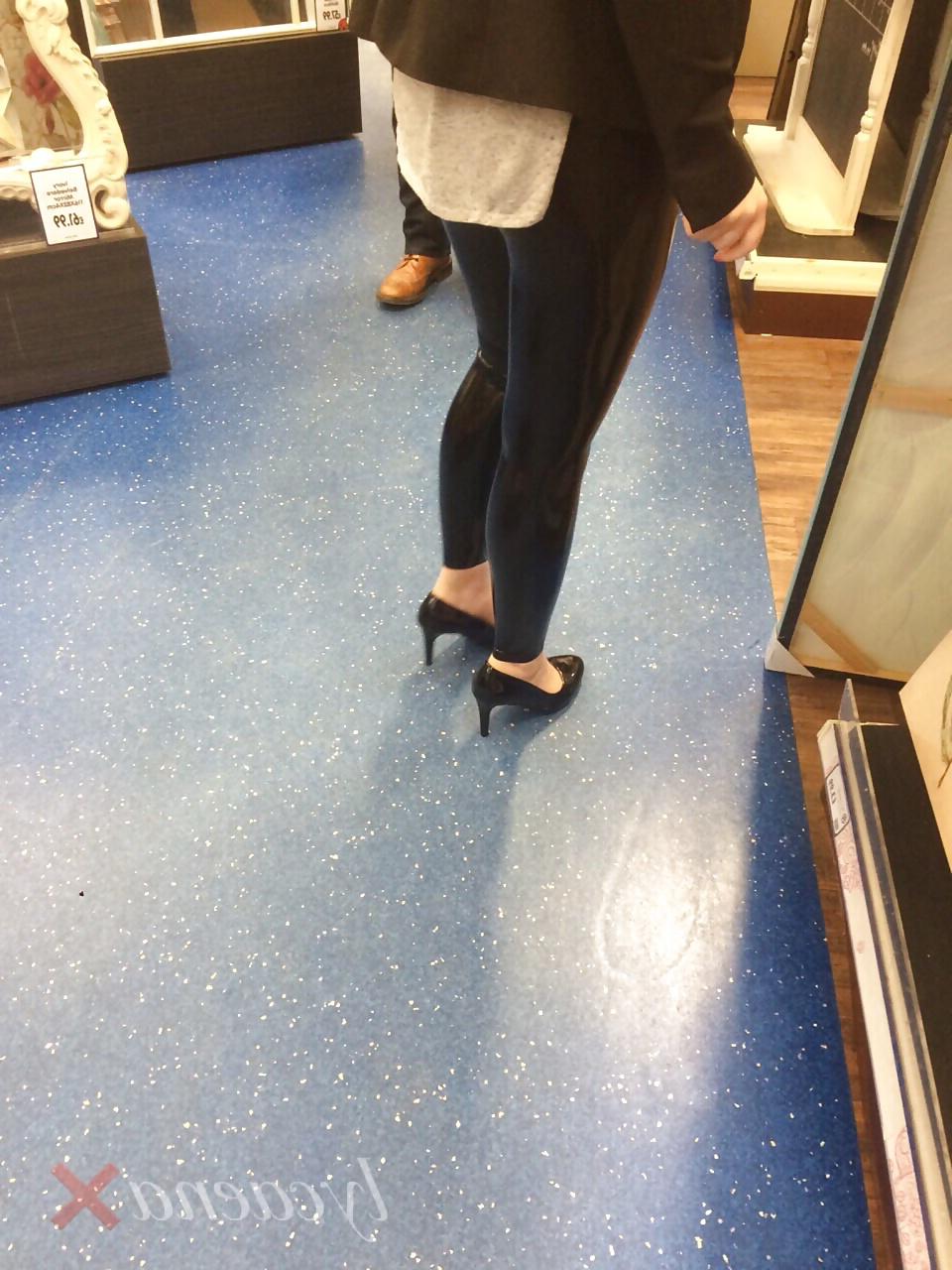 13P Latex leggings and high heels in public