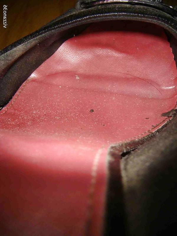 25P Scarpin preto e rosa Vizzano Ana Hickmann
