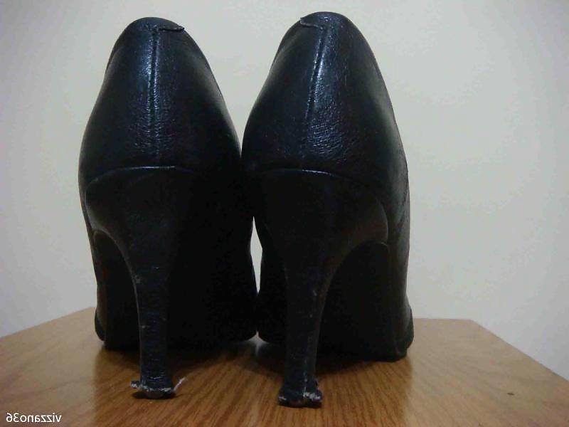 25P Scarpin preto e rosa Vizzano Ana Hickmann