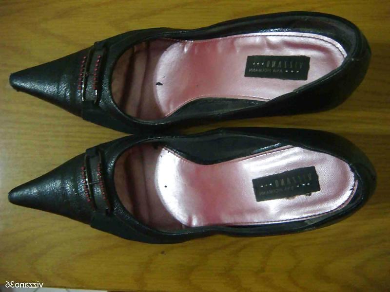 25P Scarpin preto e rosa Vizzano Ana Hickmann
