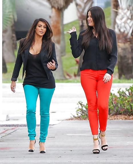 19P Kim or Khloe