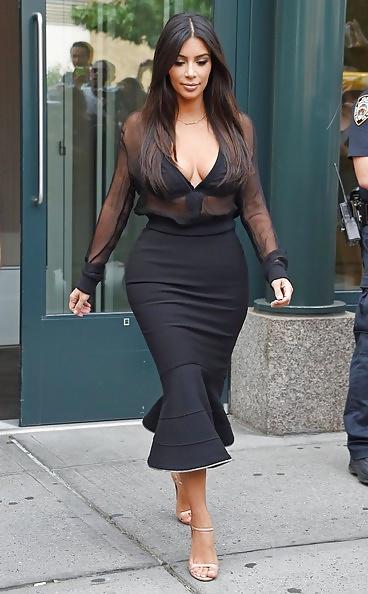 19P Kim or Khloe