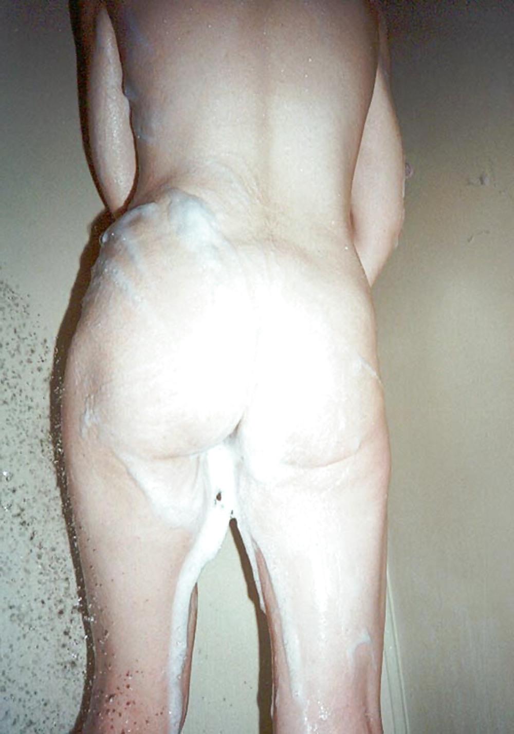 12P In The Shower