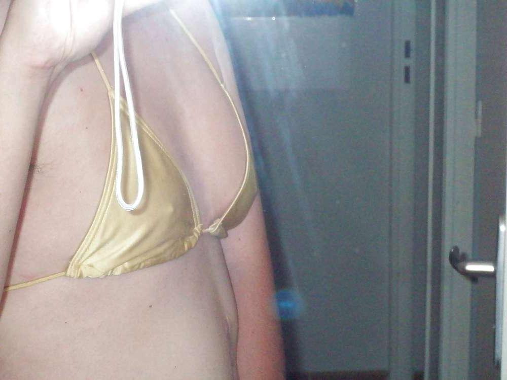 18P Gold bikini