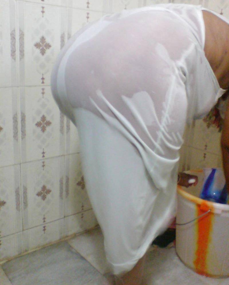11P Indian wife having shower
