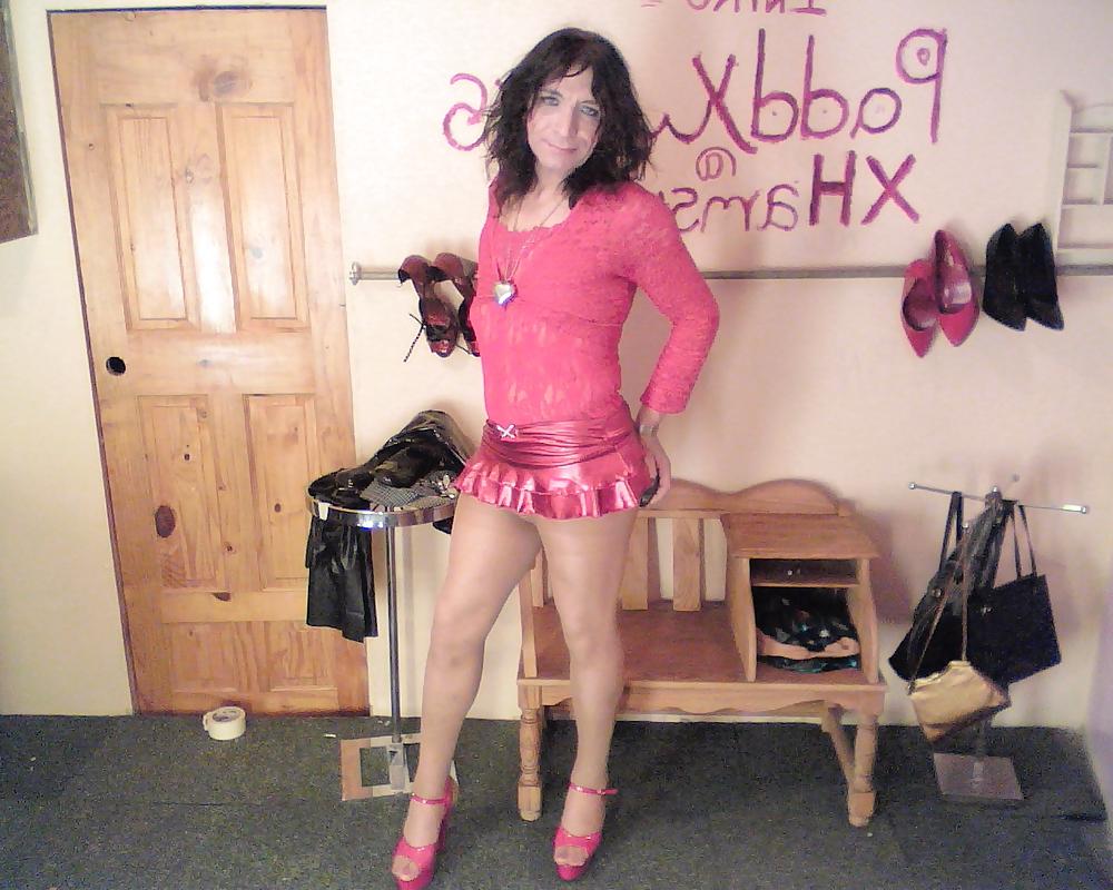 20P Metalic red micro mini skirt