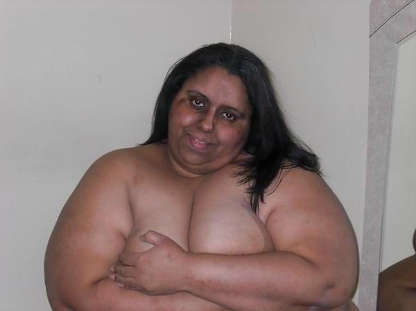 7P DELICIOUS AND SEXY LATINA BBW (NUDE ASS-1)