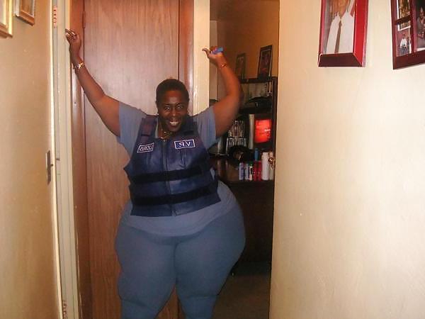 12P BBW Ebony By ReggieMillz
