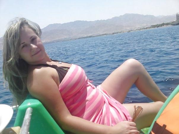 22P Girls from the net 8