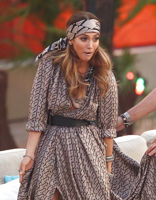 4P Jennifer Lopez Nip Slip