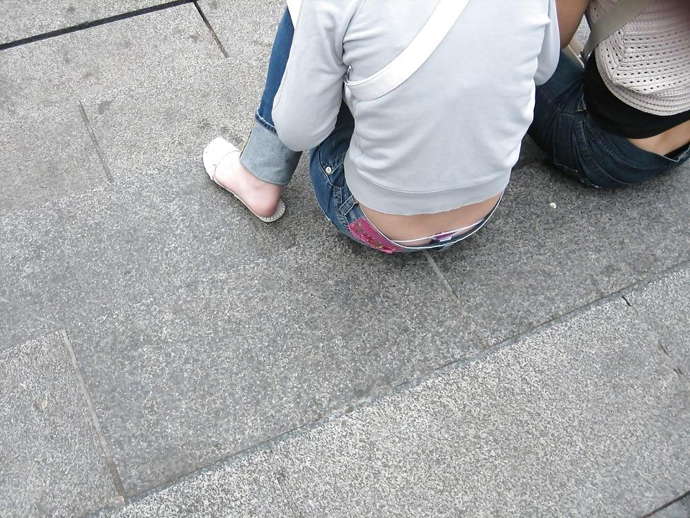 25P Visible Thongs in Public