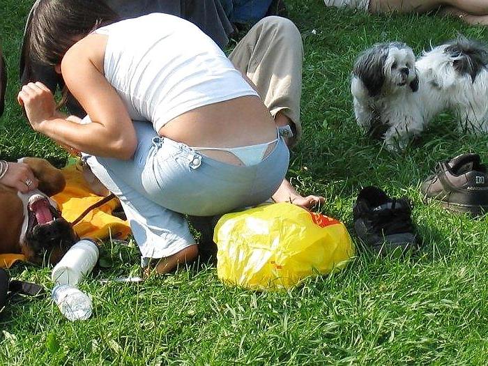 25P Visible Thongs in Public