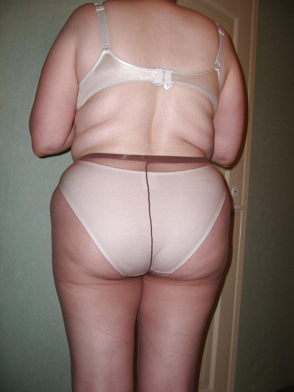 11P Neighbor ExMrs. Set 2